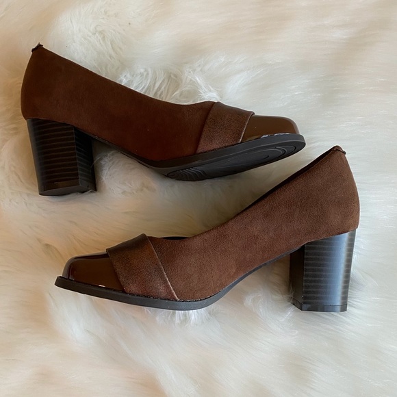 MIA Amore Round Toe Classic Pumps - Picture 12 of 15